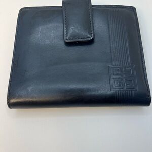 VTG Authentic GIVENCHY Boutique Bi-fold Black Leather Wallet Coin Holder Logo